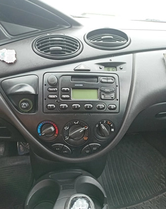 Ford Focus cena 2900 przebieg: 349000, rok produkcji 2001 z Warszawa małe 67